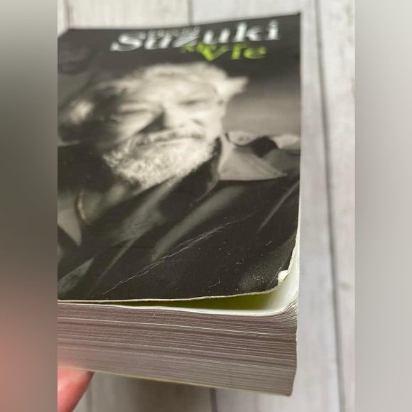 3📚/$25 📍 Ma vie
Livre de David Suzuki - Picture 4 of 7